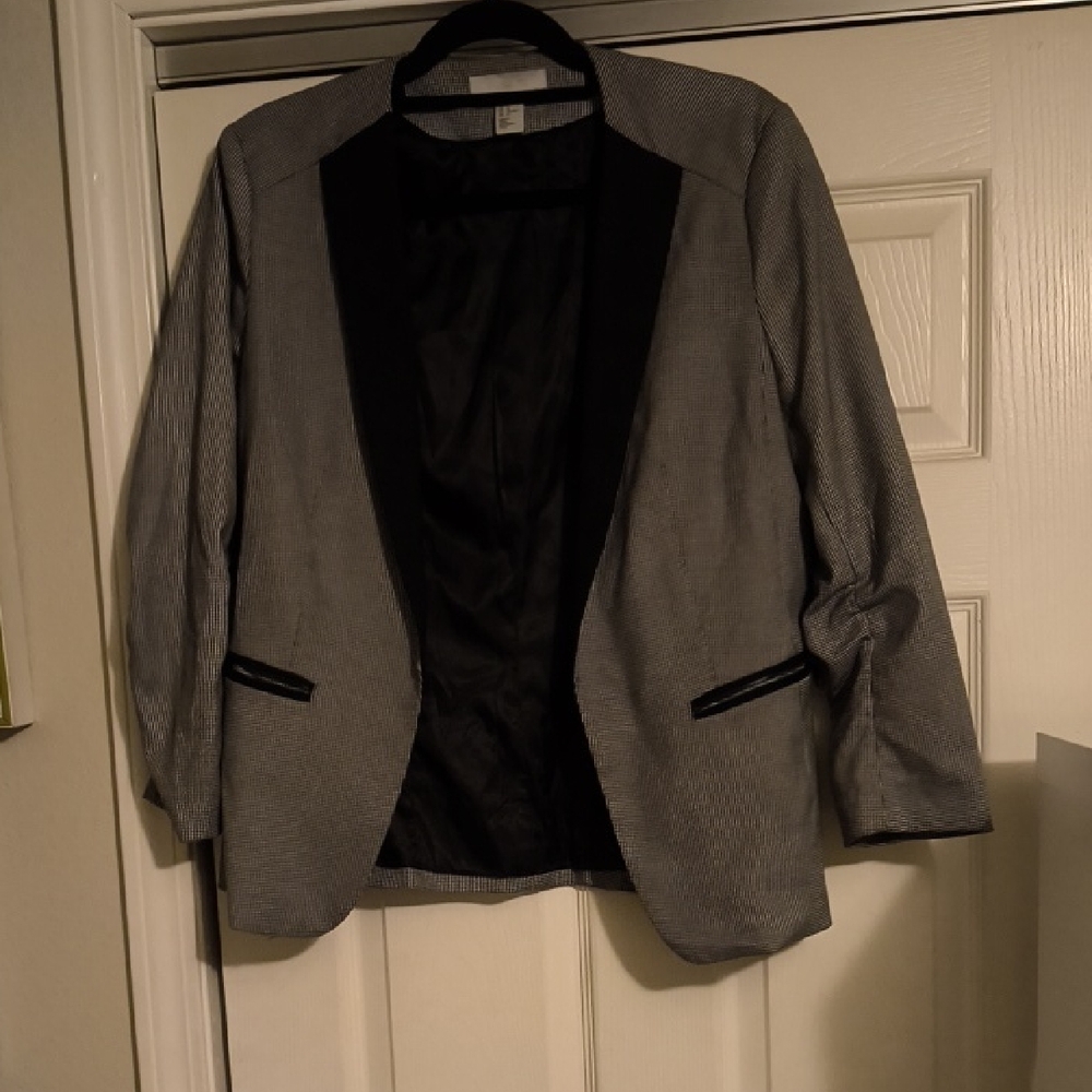 Women's Gray Blazer with Black Trim - Classic Open Front